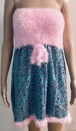 Flauschiges Sommerkleid  Grösse M