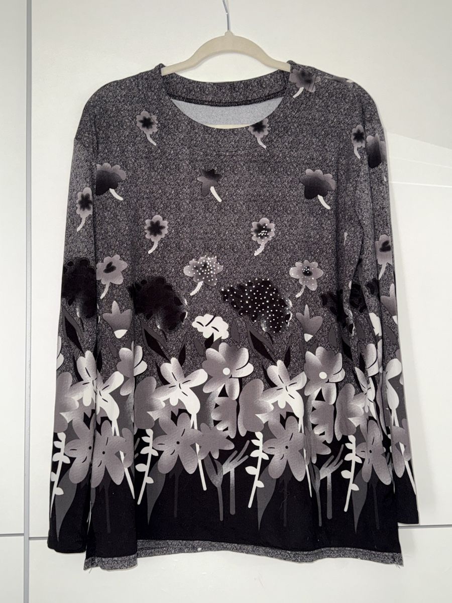 Blusen: Bluse Damen Blumenmuster Grau Grösse XL – Neu (gemäss Beschreibung) aus Schlieren von kle_dis