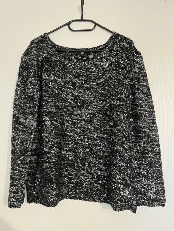 Festlicher Pullover mit Pailletten