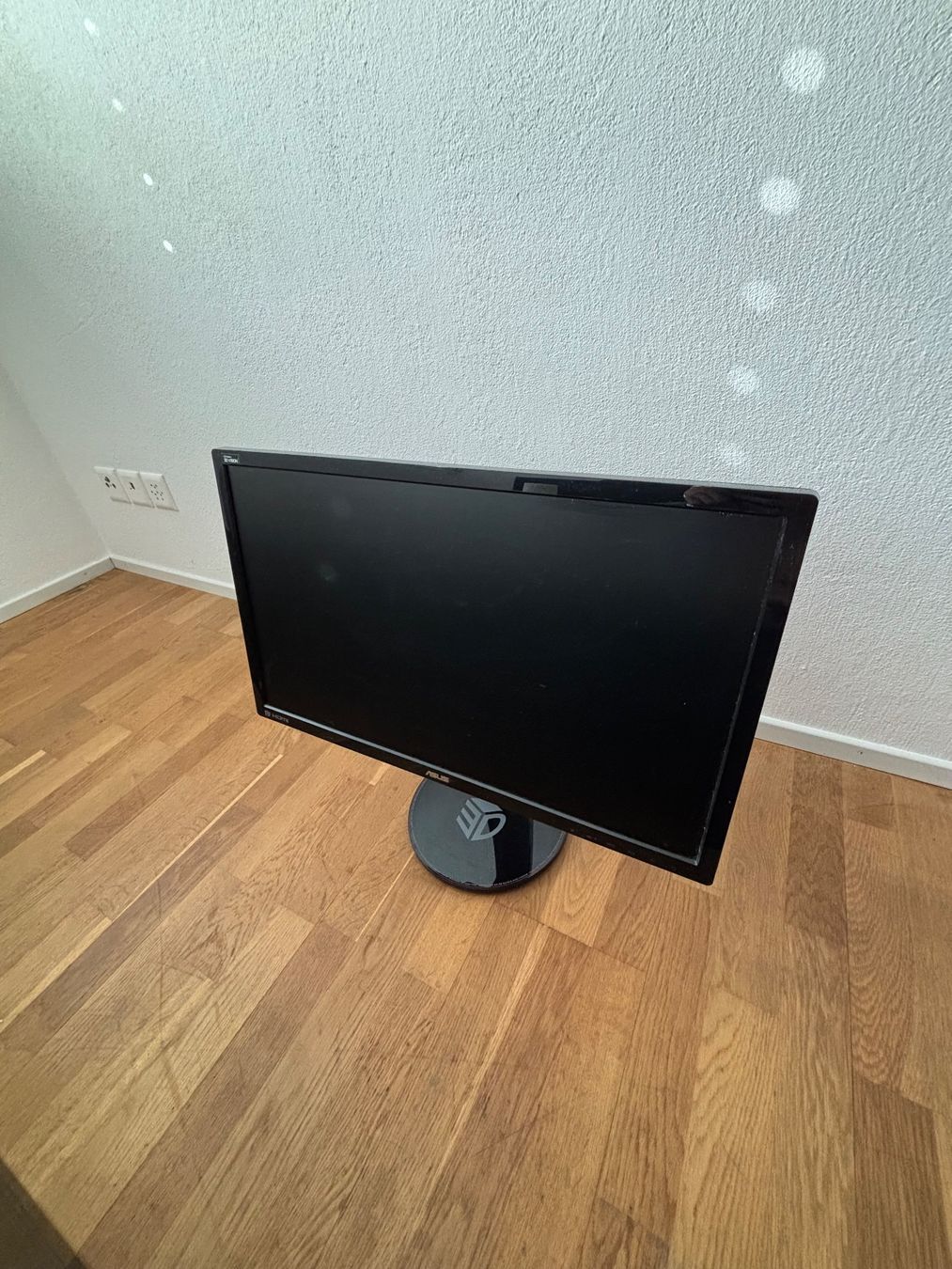 PCs: Gaming PC mit 2 Monitoren! – D'occasion à Fulenbach par TheSeller999 4