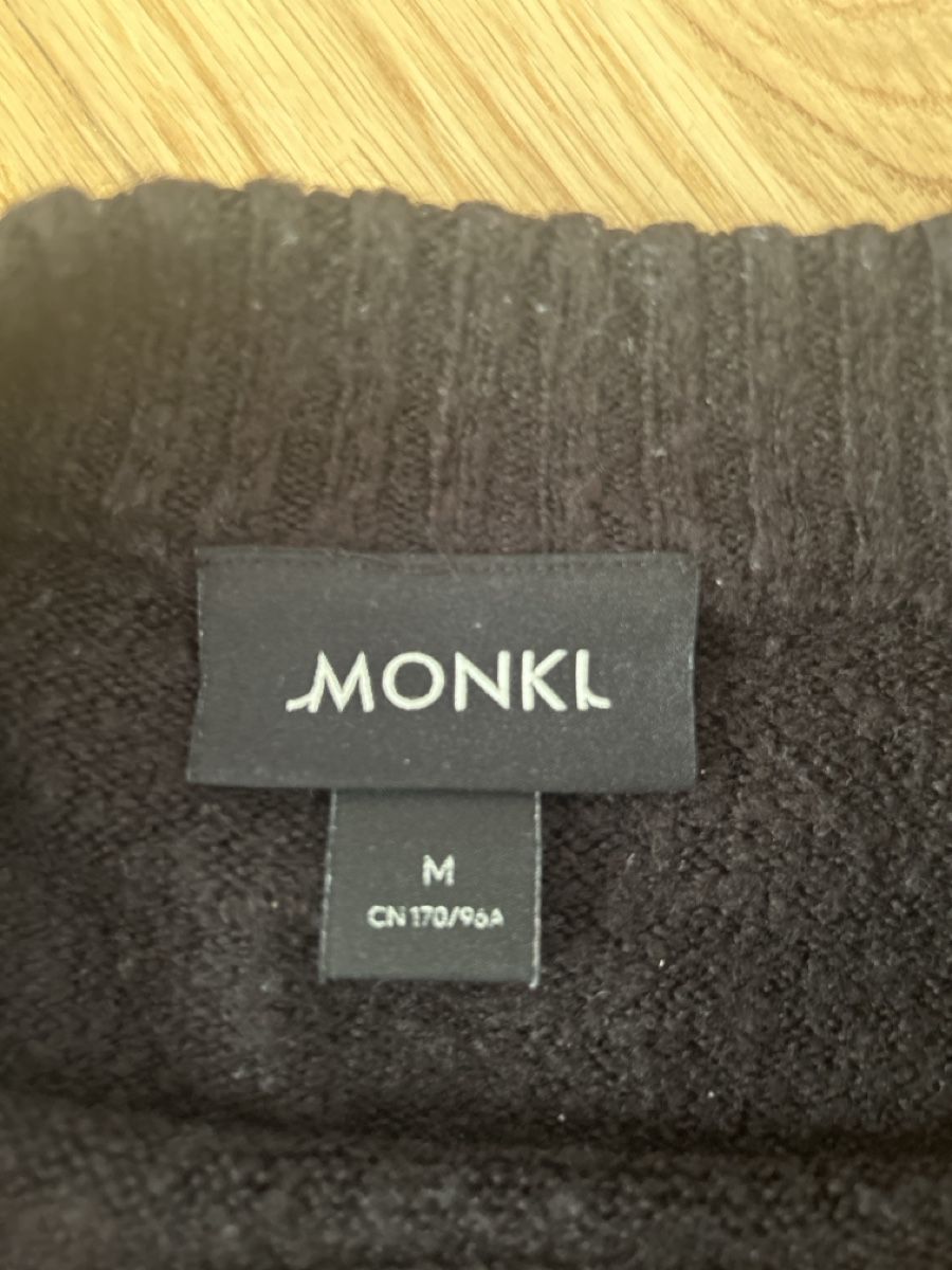 Monki Pulls & Sweat-shirts: Monki Strickpullover Gr. M, schwarz-weiss gestreift, Herbst – Neuf (Voir description) à Salez par ame_8jpm 1