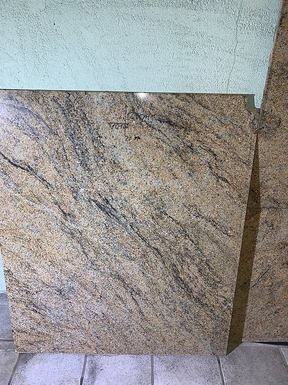 Pietre & tegole: Marmorplatte – Usato da Triesen venduto da bla_zl55