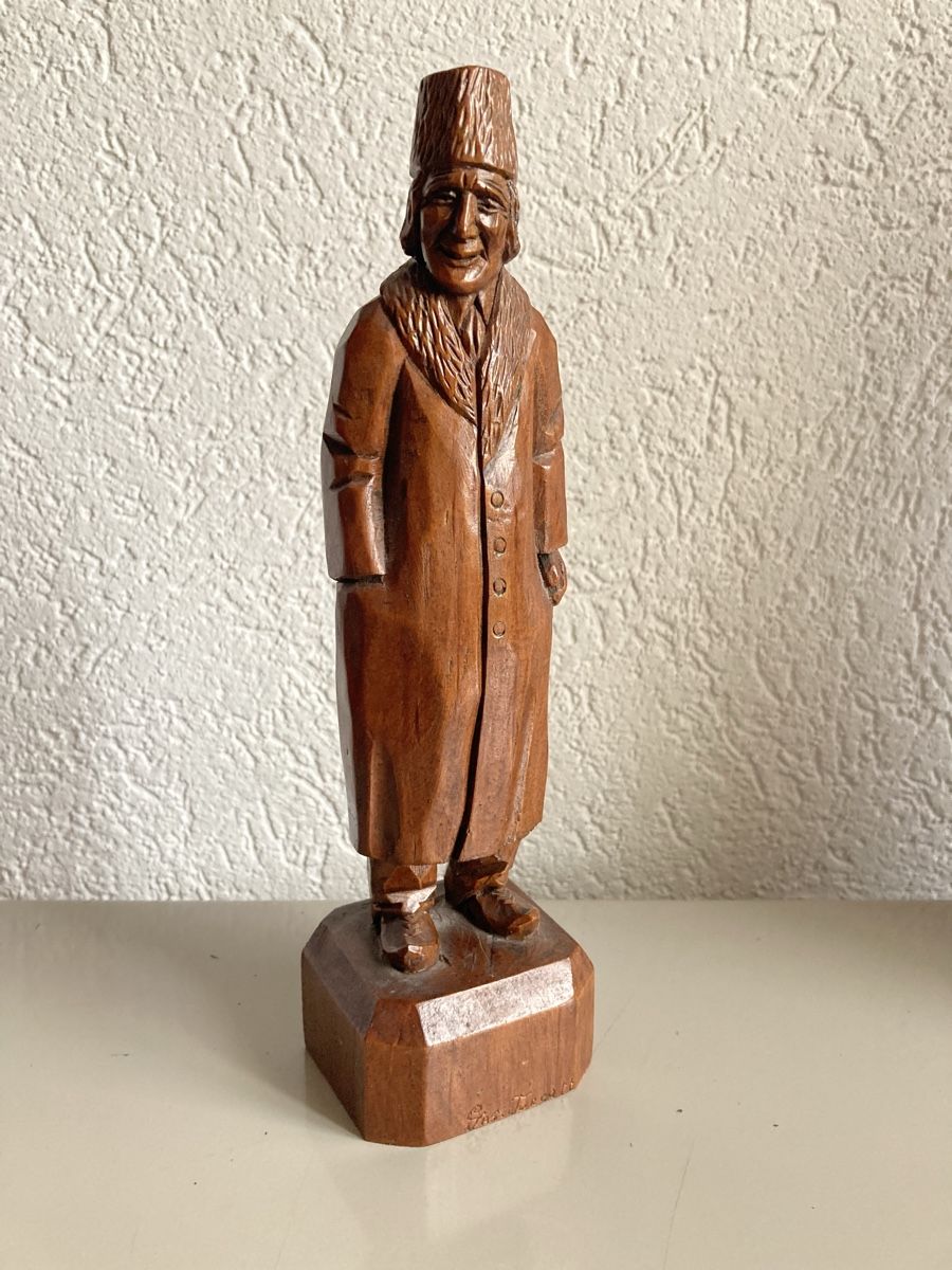 Statuette: 4 geschnitzte Figuren aus Holz – Usato da Hölstein venduto da Uhriella 4