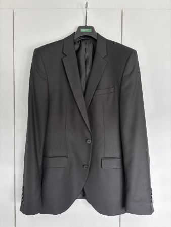 Schwarzer Herrenanzug, Grösse 48 / 50