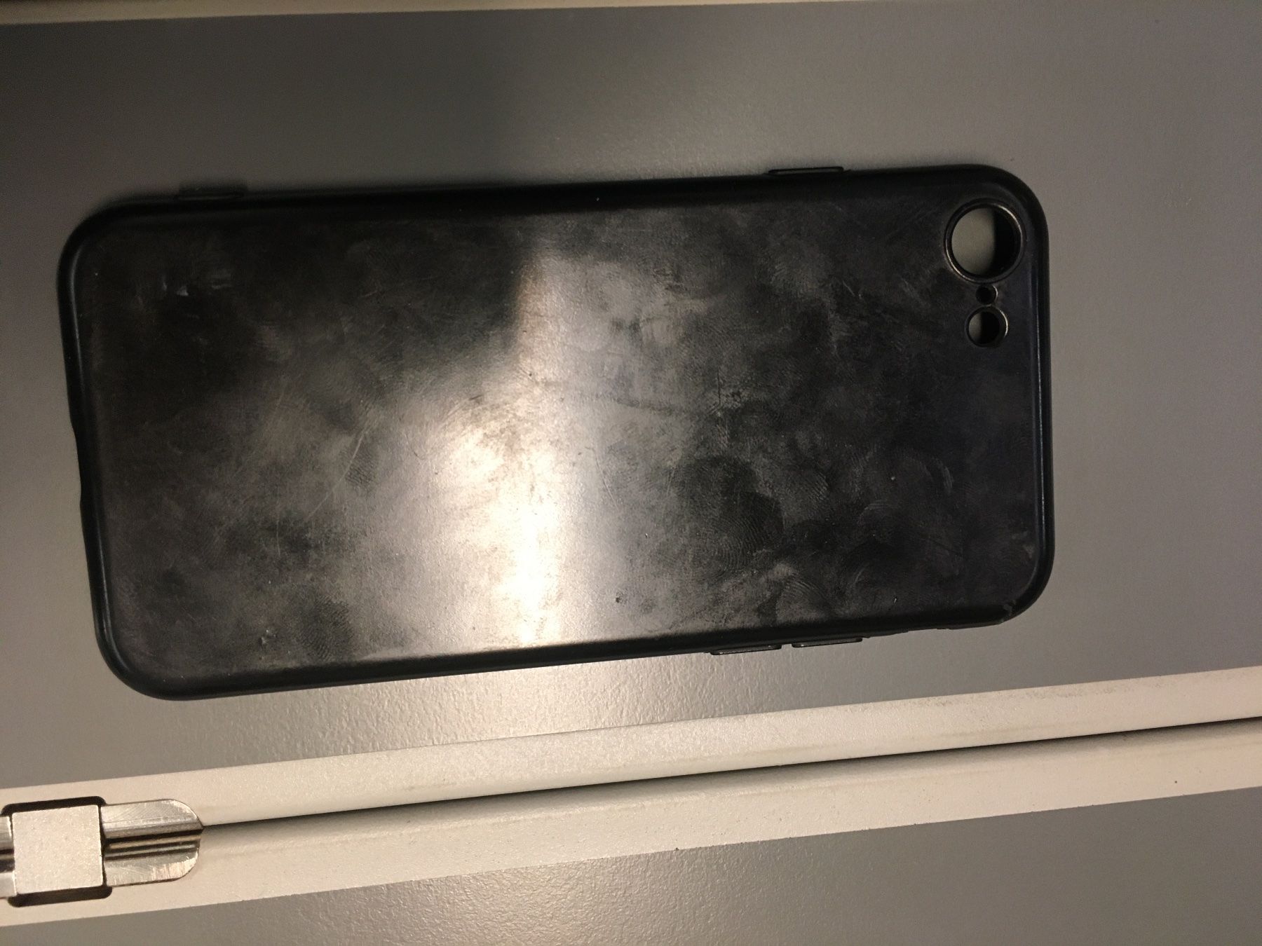 Cover & Protezioni schermo: iPhone 7/8 Hülle – Usato da Flawil venduto da rcnkr 1