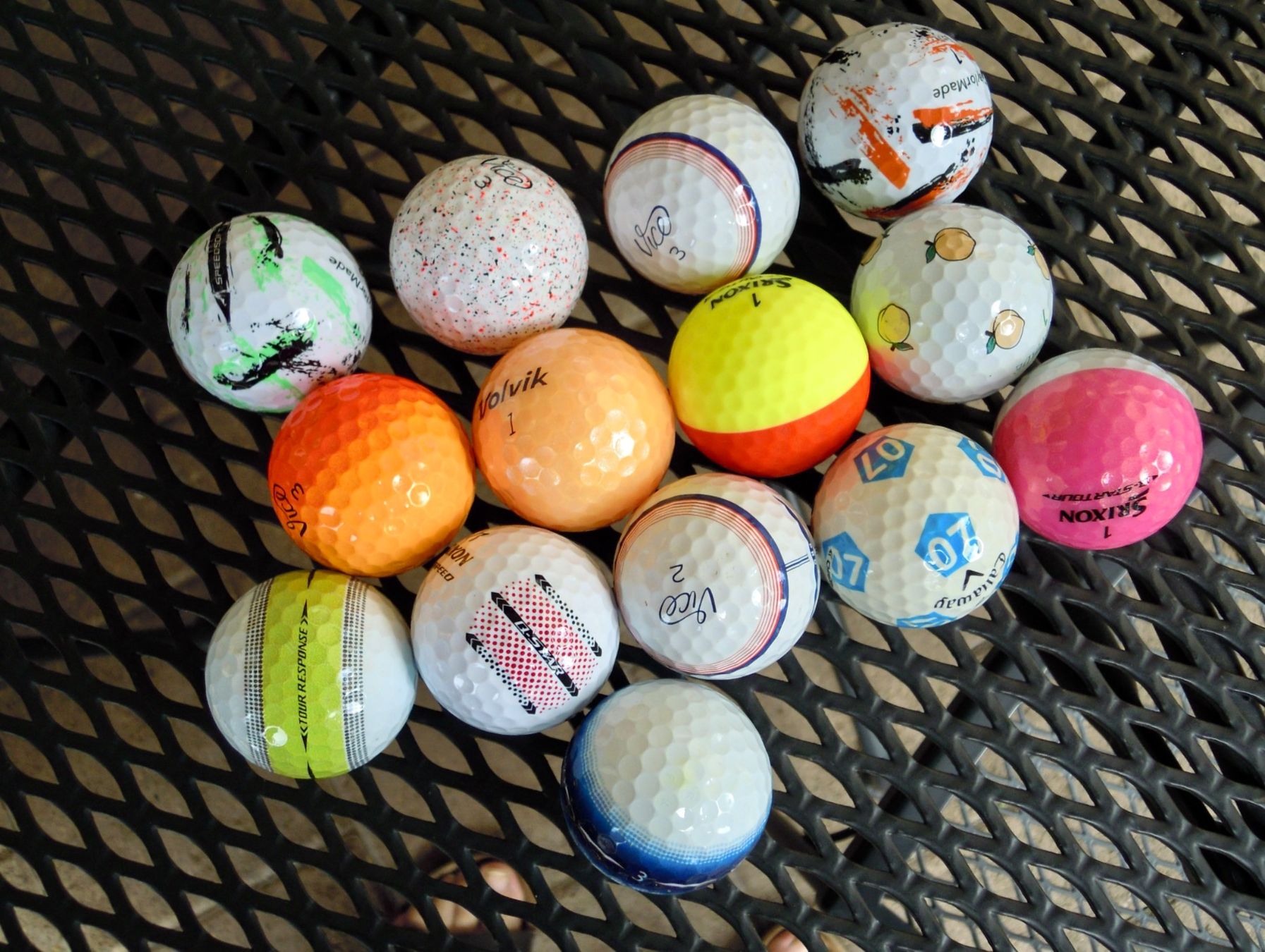 Ballons: Neuwertige Golfbälle  vom Golfer – D'occasion à Waldkirch par Wasu 1