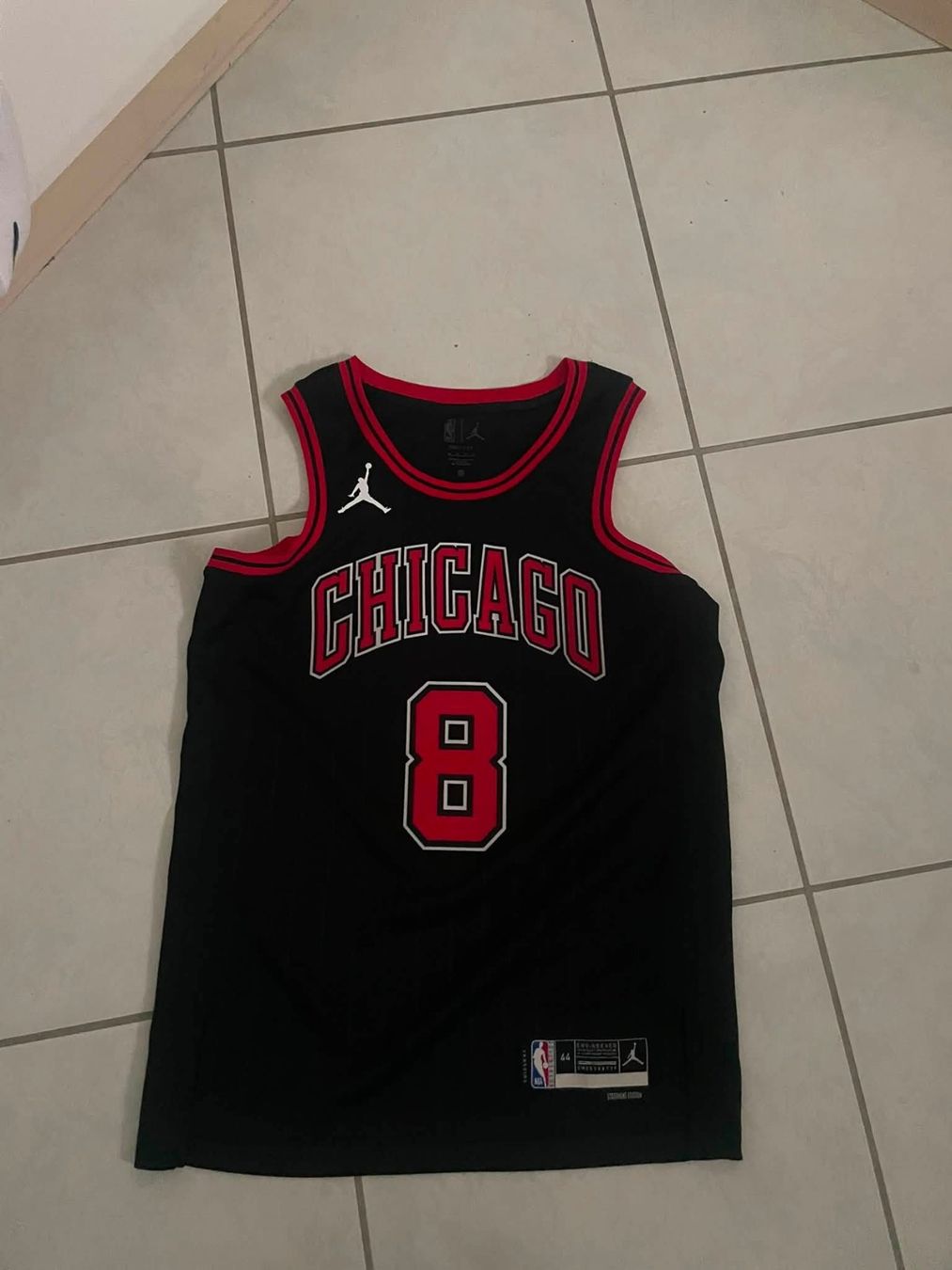 Nba Canottiere & Pantaloni: CHICAGO 8 / Statement Edition – Usato da Willerzell venduto da amieundchilla13