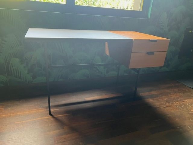 Ligne Roset Scrivanie: Ligne Roset Schreibtisch Tanis – Usato da Burg im Leimental venduto da Anna_Wiener 1