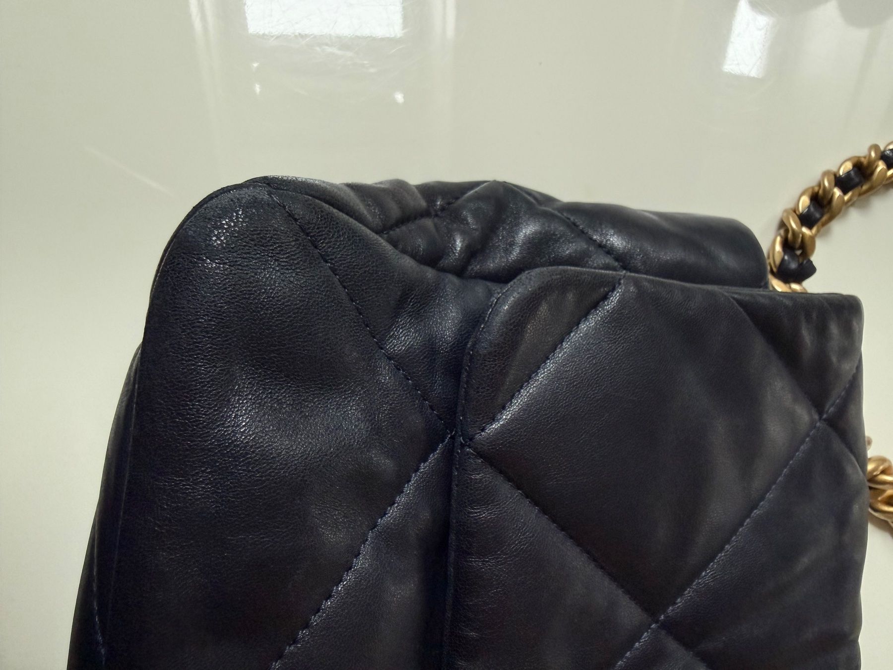 Chanel Borse da donna: Chanel 19 Dark Blue Medium – Usato da Kilchberg ZH venduto da rac_q8jf 1