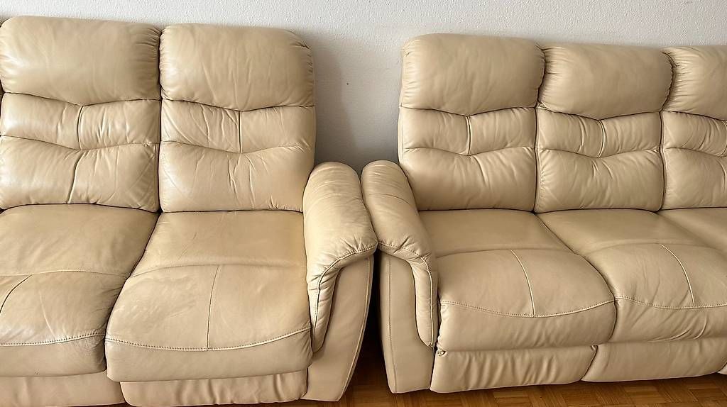 Sofas: Sofas – Gebraucht aus Volketswil von sem_6m6f 1