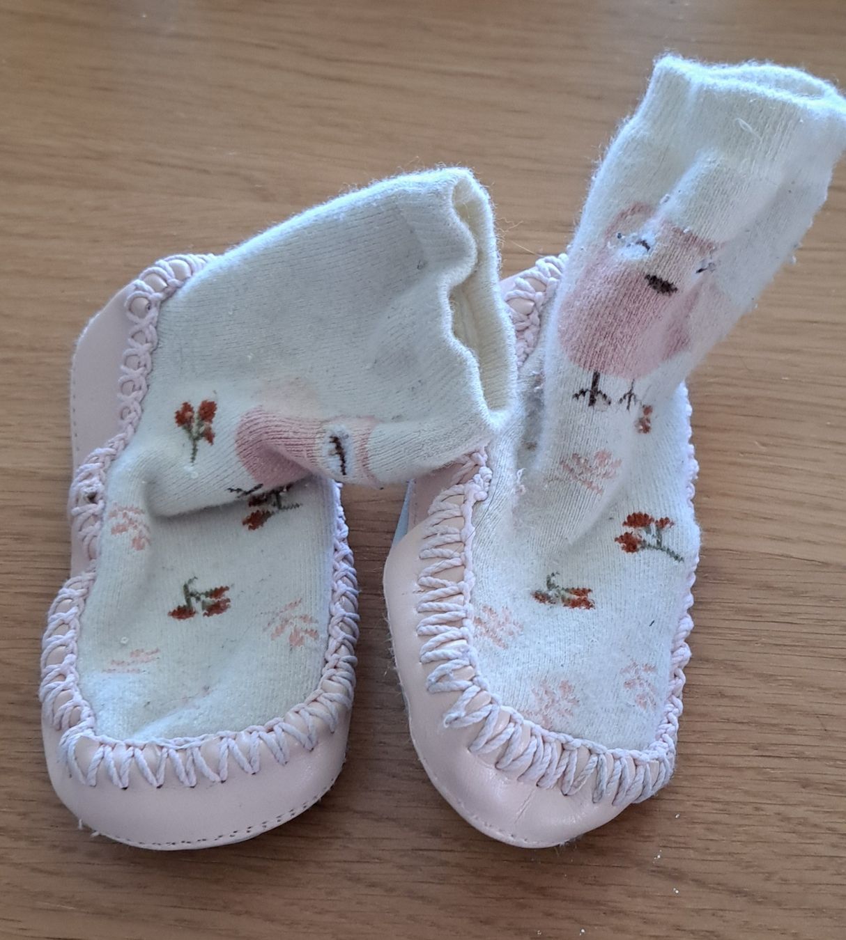 Schuhe für Mädchen: Lot chaussures taille 24 fille – Gebraucht aus Farvagny-le-Petit von Unepetolette 4