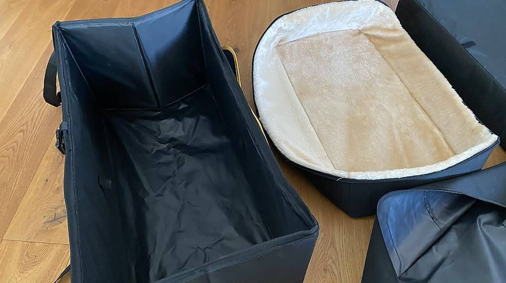 Cucce & Letti: Hundebett fürs Auto – Nuovo e nell'imballaggio originale da Möriken AG venduto da Beppo3 1