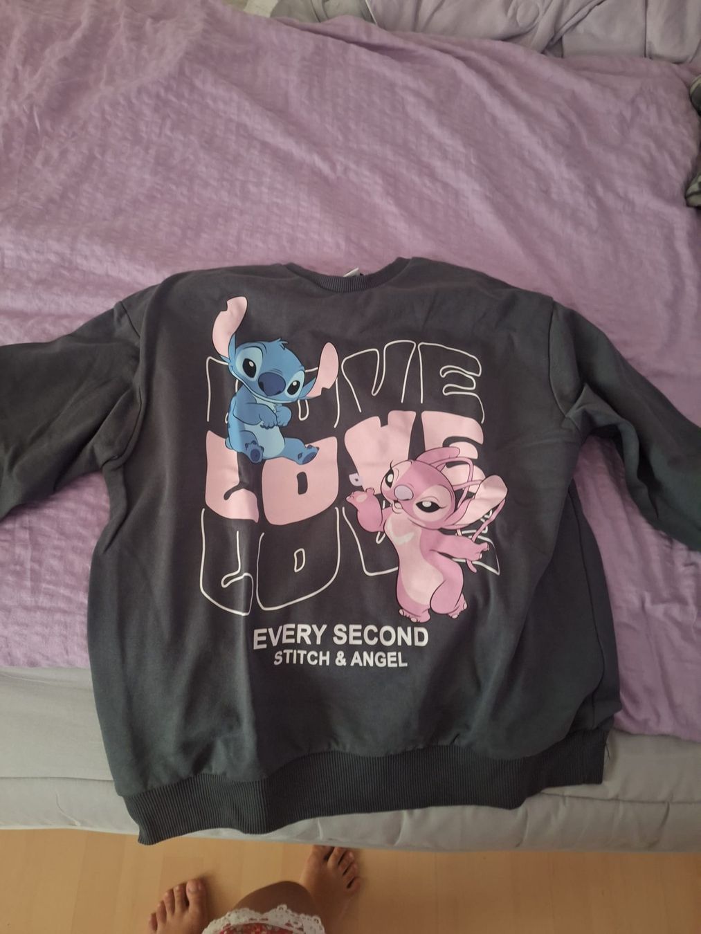 Pullover & Sweatshirts: Stitch Pullover – Neu (gemäss Beschreibung) aus Ruswil von ben_y6gj