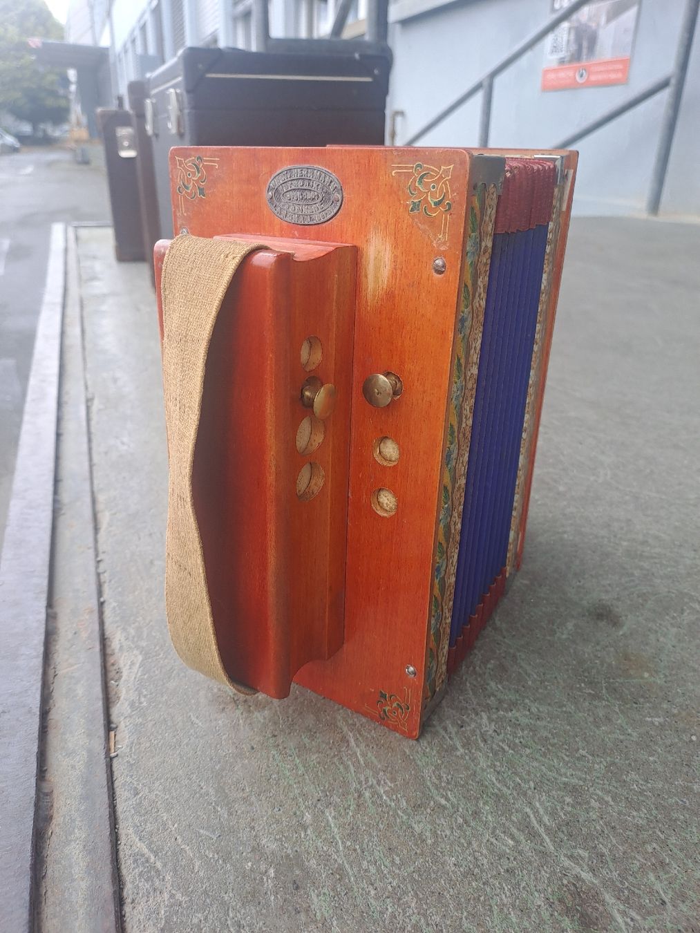 Musikinstrumente: langnauer orgeli 3 basses  – Gebraucht aus Villeneuve von BibiVintage 9