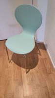 Stuhl mintfarben mit Metallbeinen guter Zustand