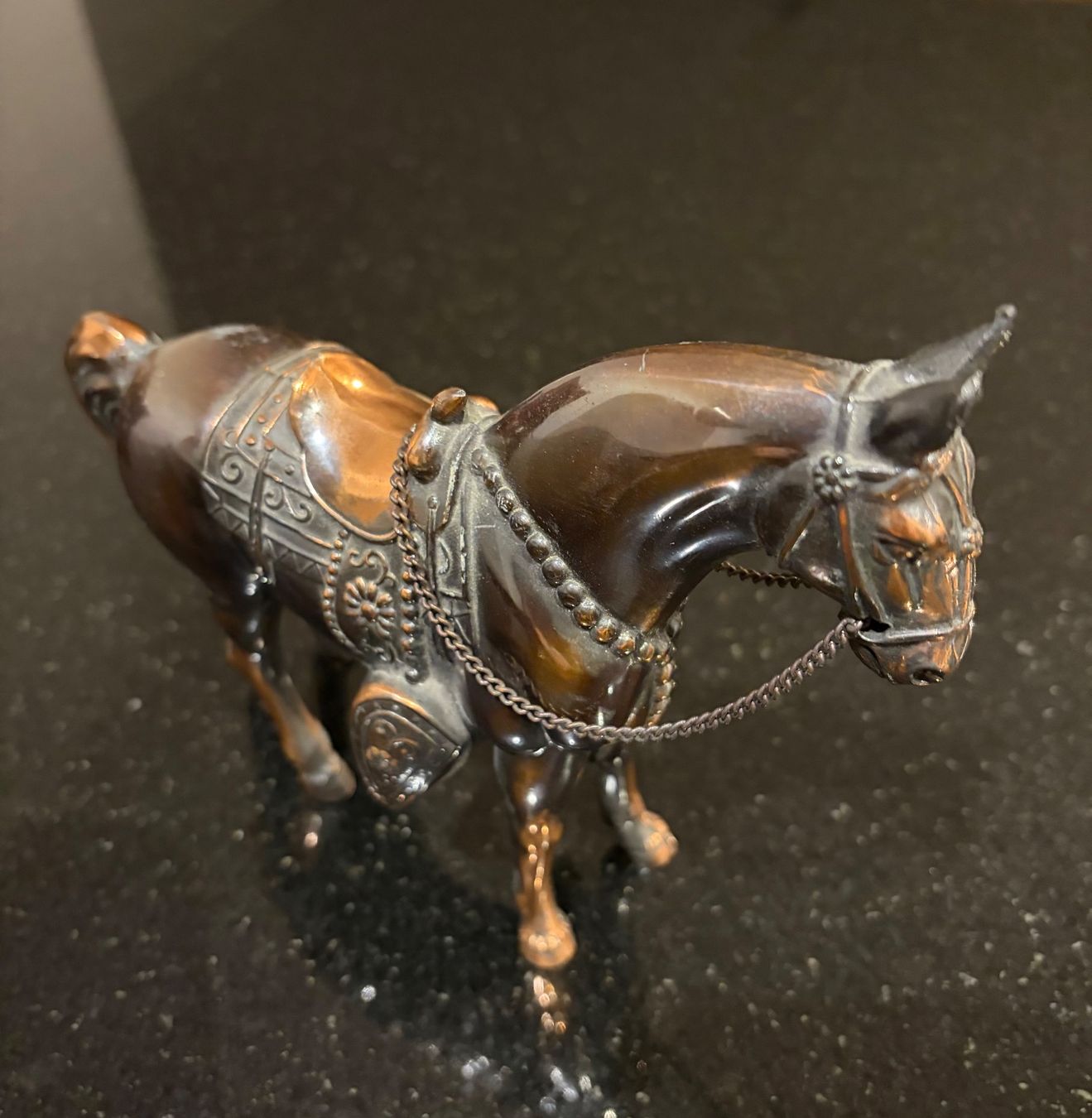 Figuren: Pferdefigur Metall bronziert – Gebraucht aus Oberbüren von mjt_xw5w 2