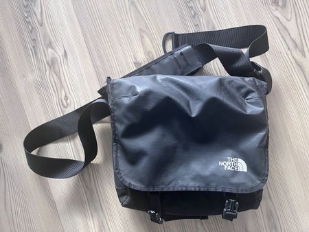 The North Face Umhängetasche schwarz akzeptabler Zustand