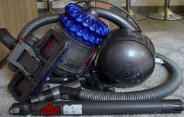 Dyson DC52 Staubsauger /  aspirateur