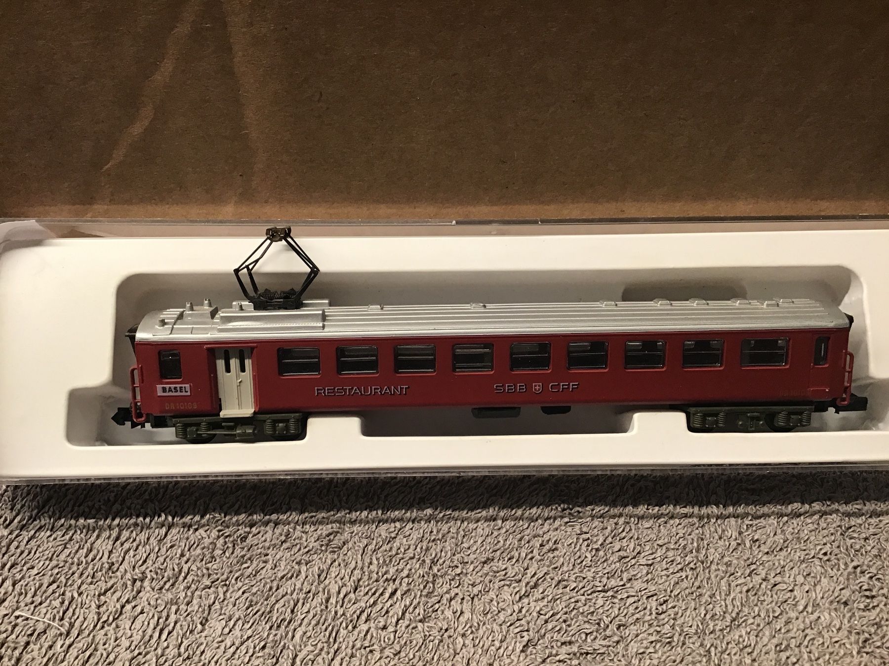 Arnold Modellini di ferrovie: SBB CFF Speisewagen,N Arnold rot, Restaurant – Usato da Männedorf venduto da Spezial-Modelle 1