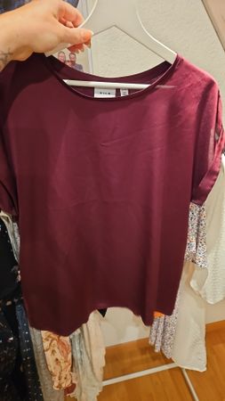 Vila Shirt, bordeauxrot, Grösse M, Herbst-Look, Top Zustand!