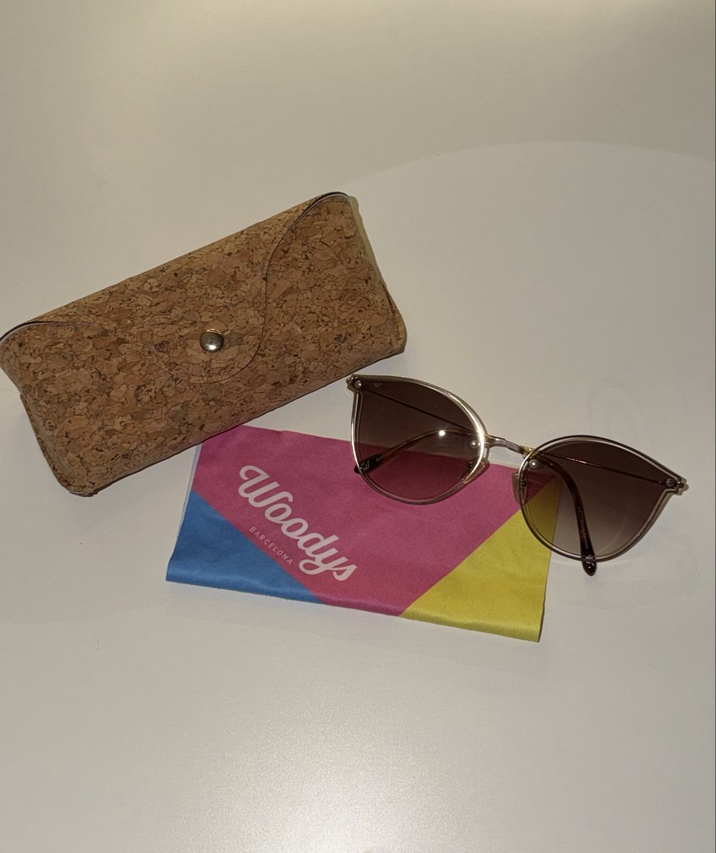Occhiali & Lenti: Lunettes de soleil Woodys – Nuovo (secondo la descrizione) da Gland venduto da sylvie028