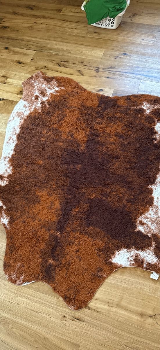 Tappeti: Teppich Kuhfellmuster – Usato da Hüttwilen venduto da sar_8gj7
