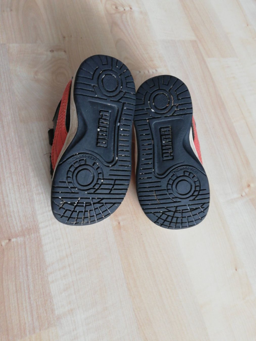 Puma Scarpe da uomo: Puma Sneakers Grösse 20 – Usato da Thun venduto da man_fg9v 2
