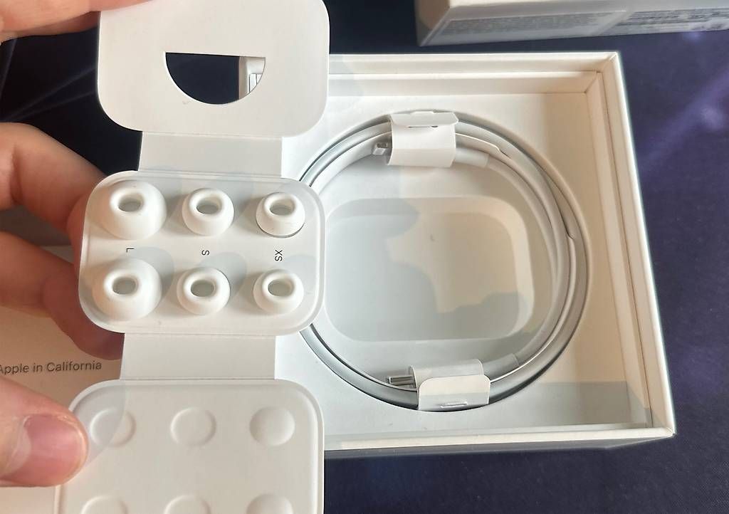 Cuffie: Airpods Pro 2 – Usato da Wallenwil venduto da Britishbulldog 3