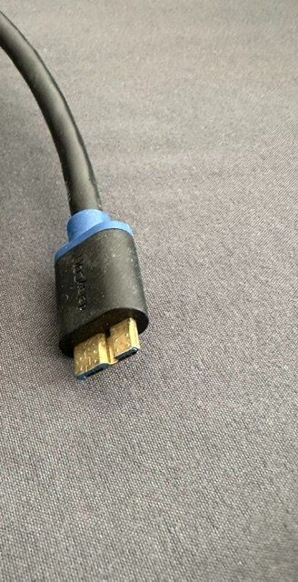 Kabel: Kabel für Festplatte – Gebraucht aus Pfäffikon ZH von thf_rqs2 1