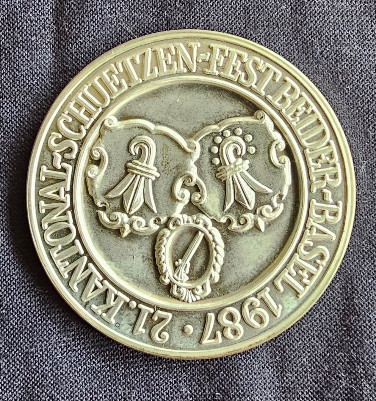 Medaillen: Kantonales Schützenfest beider Basel 1987 – Neu (gemäss Beschreibung) aus Balsthal von mil_js2d