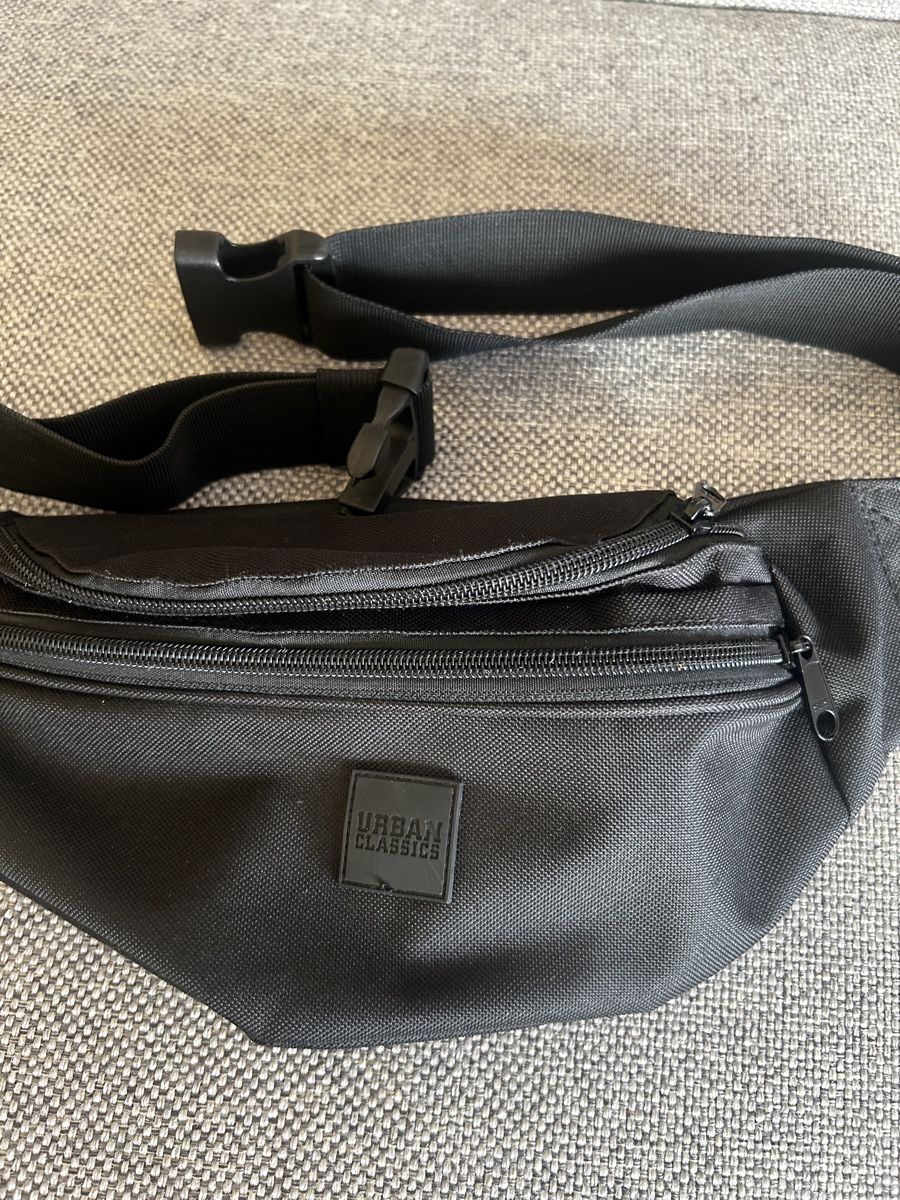 Sacs: Bauchtasche Urban Classics  – D'occasion à Möriken AG par EveMllr 1