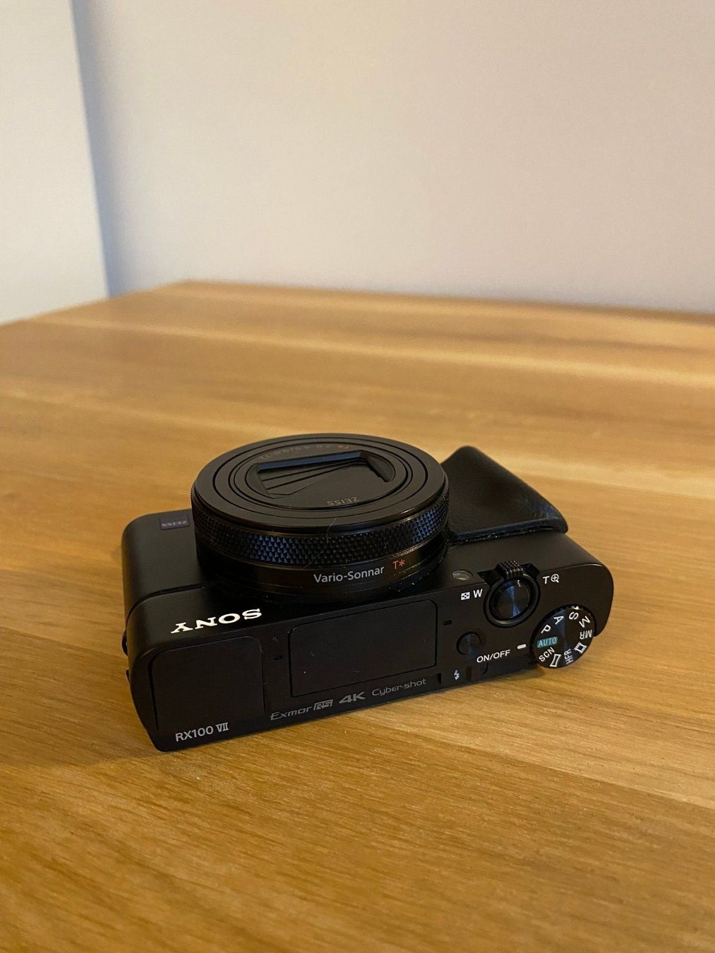 Sony Fotocamera: Sony RX100 Mark VII – Usato da Fribourg venduto da mar_9vlt 9