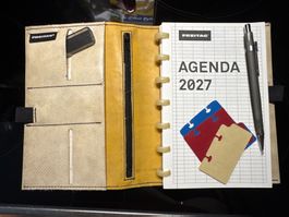 FREITAG Agenda mit neuem Inlay 2027, Stift & Buchzeichen