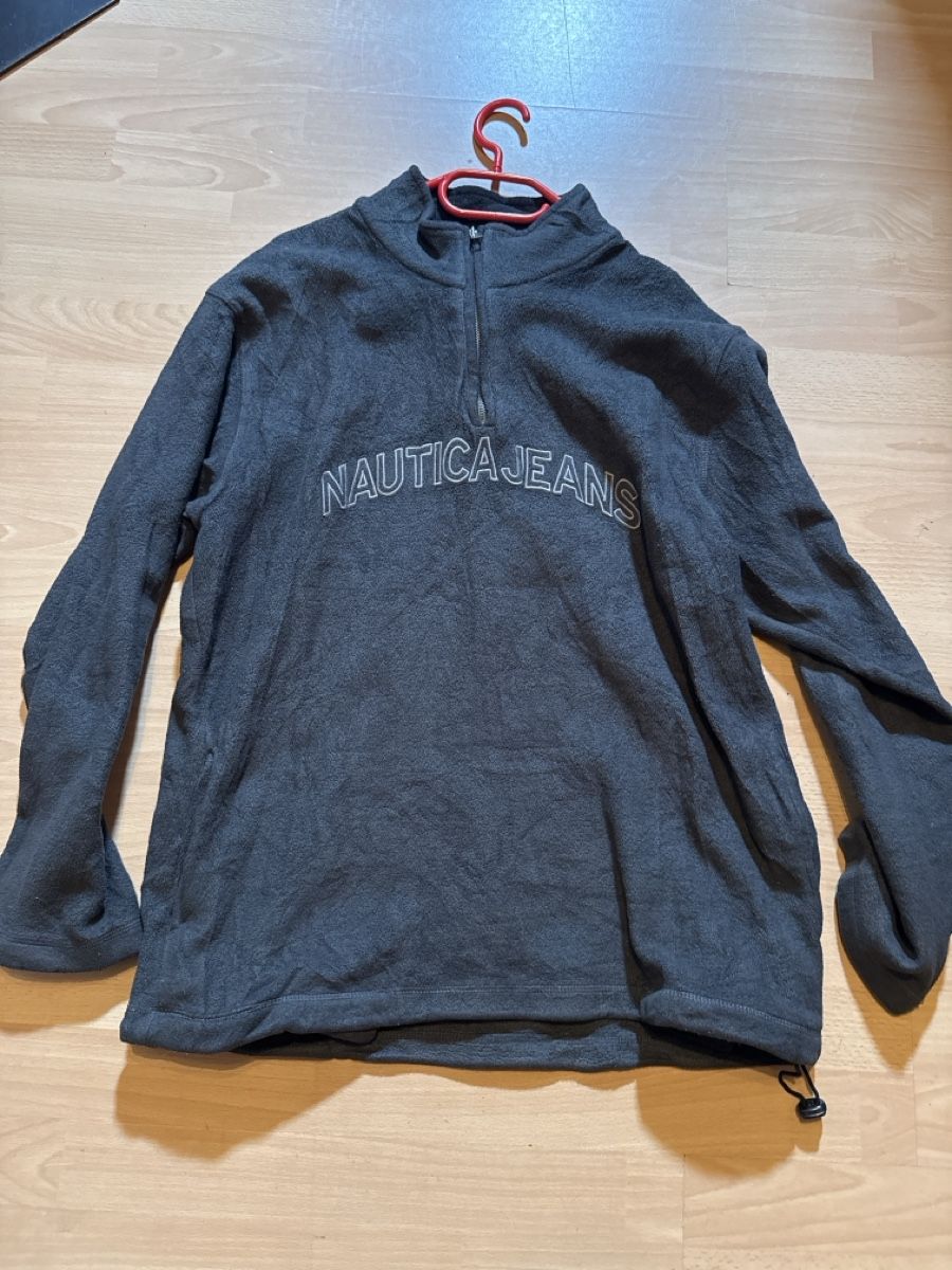 Pulls & Sweat-shirts: Pull Nautica Jeans gris fermeture éclair état correct L – Neuf (Voir description) à Cressier FR par Swissesape