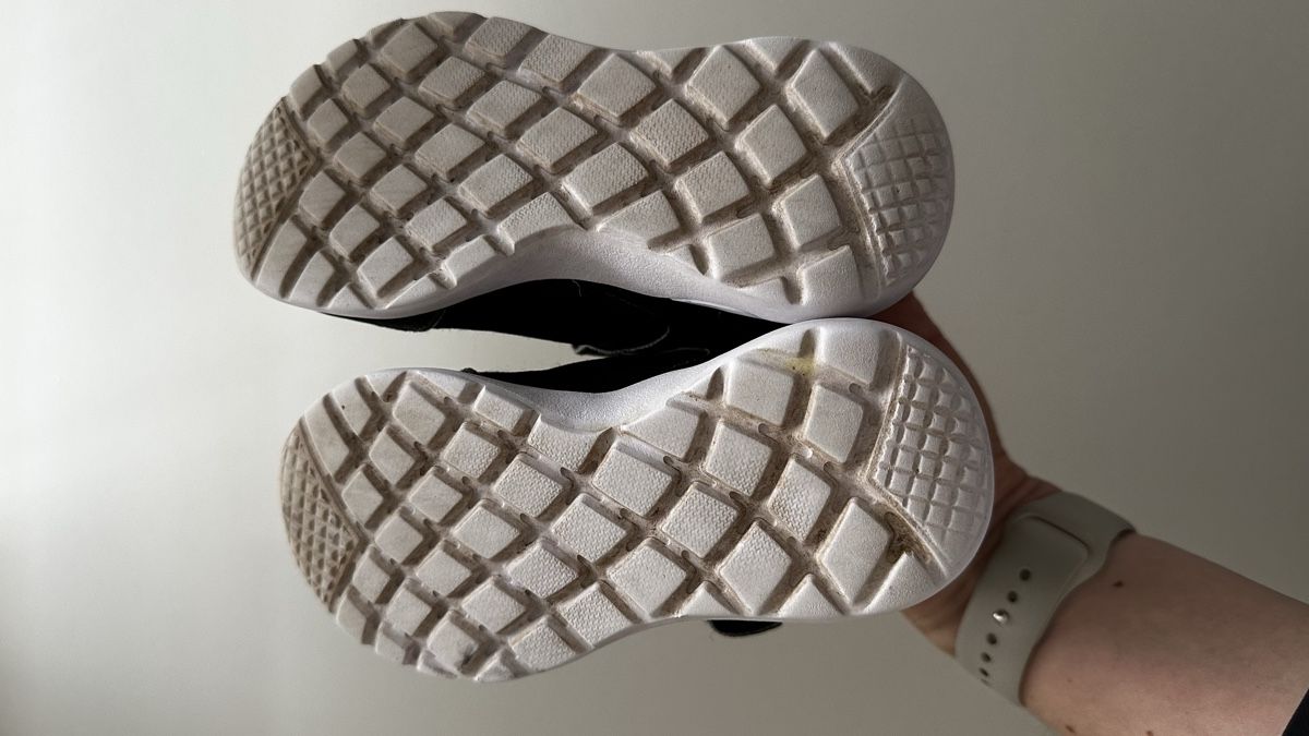 Scarpe per ragazzi: Sneakers - Size 24 – Usato da Zürich venduto da KrisZH 2