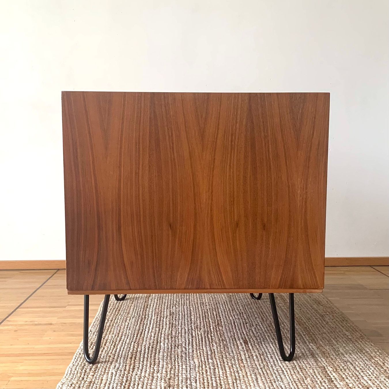 Kommoden: Sideboard/Kommode aus den 60er Jahren – Gebraucht aus Winterthur von Trouvailles-77 7