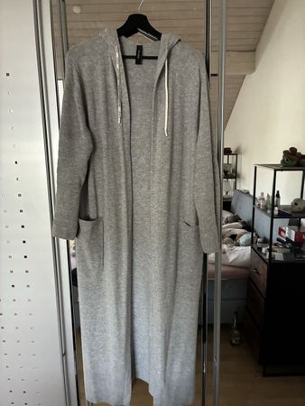 Cardigan lang von Marc Cain Grösse 42 (N5) Wolle/Kaschmir