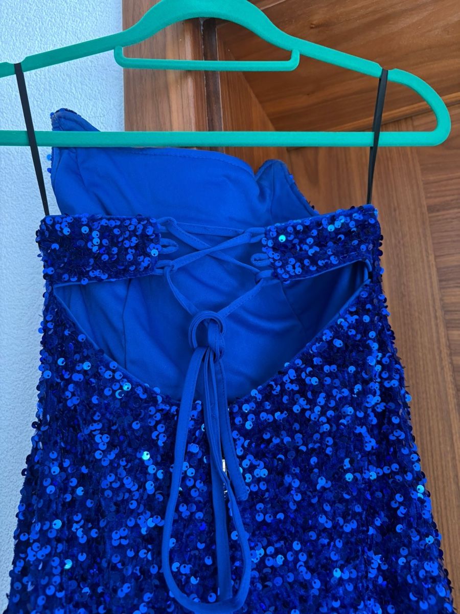 Robes: Robe Taille.S – D'occasion à Delémont par Vendeur_3 4