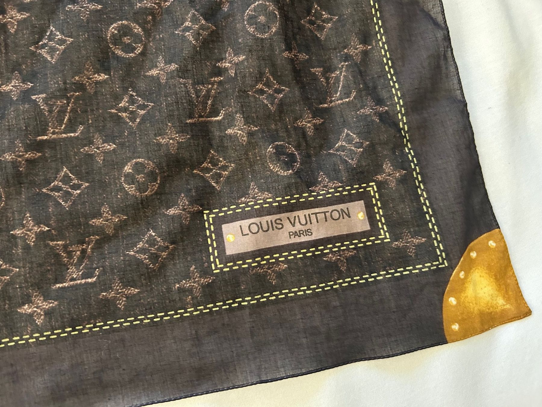 Louis Vuitton Foulards, Tücher & Schals: Louis Vuitton Foulard – Neu (gemäss Beschreibung) aus Flawil von bridge28 2