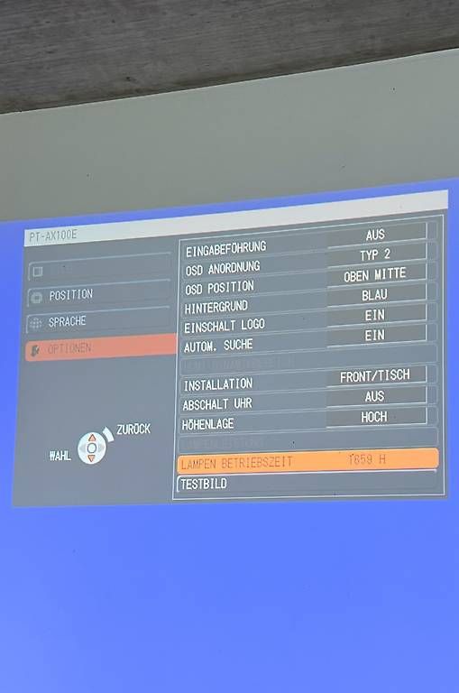 Videoprojektoren: Beamer Panasonic PT-AX100E – Gebraucht aus Basel von rachidou22 3
