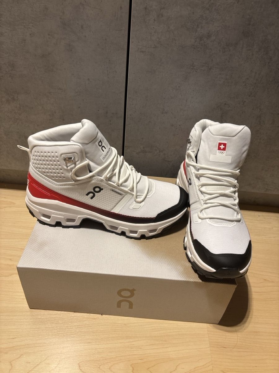 On Scarpe da uomo: ON Cloudrock Wanderschuhe Olympia Grösse EU44.5 – Nuovo e nell'imballaggio originale da Thalwil venduto da sea_k2dp