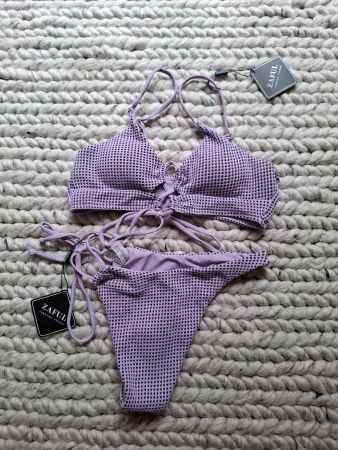 Lila Bikini / Lilac Bikini