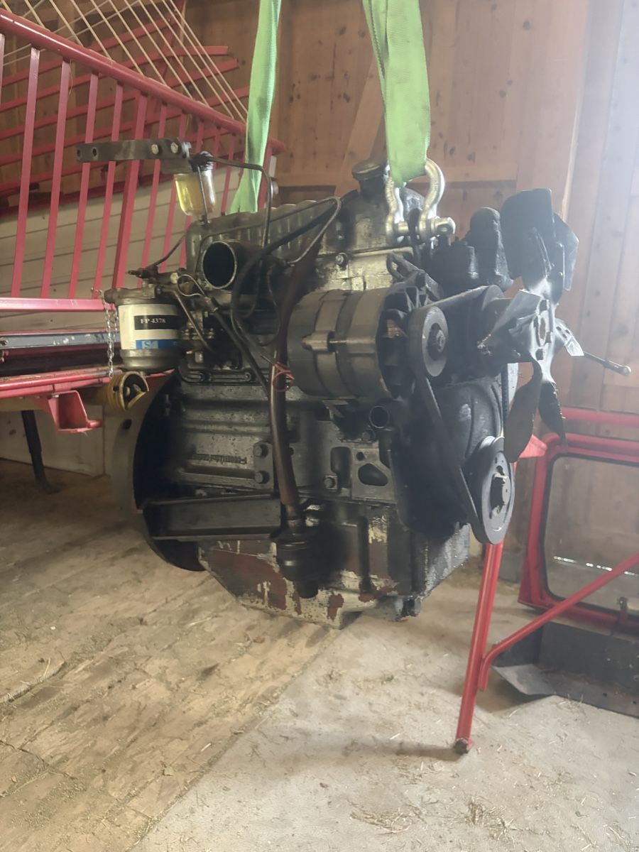 Perkins Motori: Perkins 4.108 Aebi tt77/ Tp 50 – Usato da Lungern venduto da bef_7jgt 4