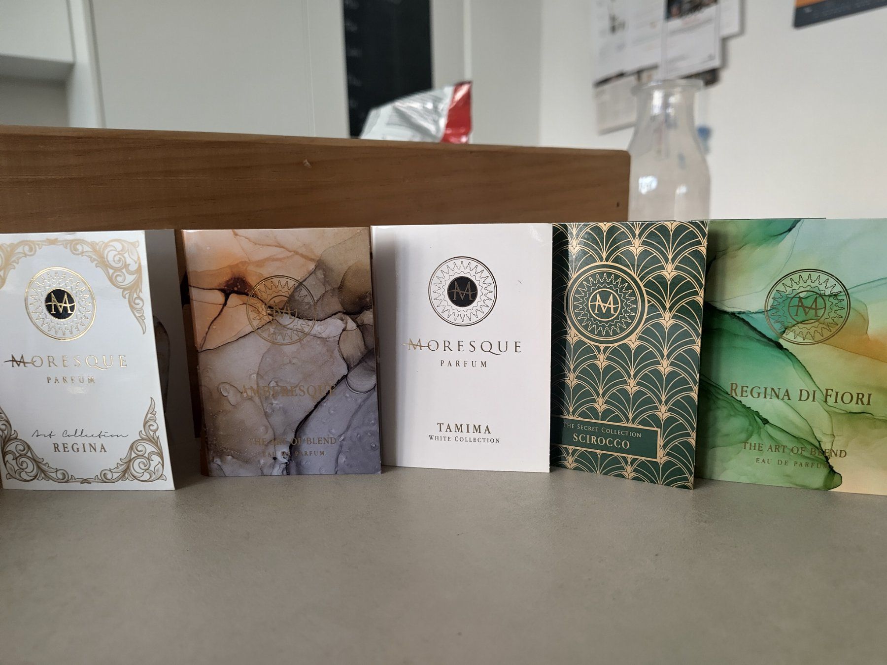 Initio Parfum & Eau de Toilette: Moresque discovery 5x samples tamima Regina sirocco – Gebraucht aus Steinhausen von nwe_t8nj 1