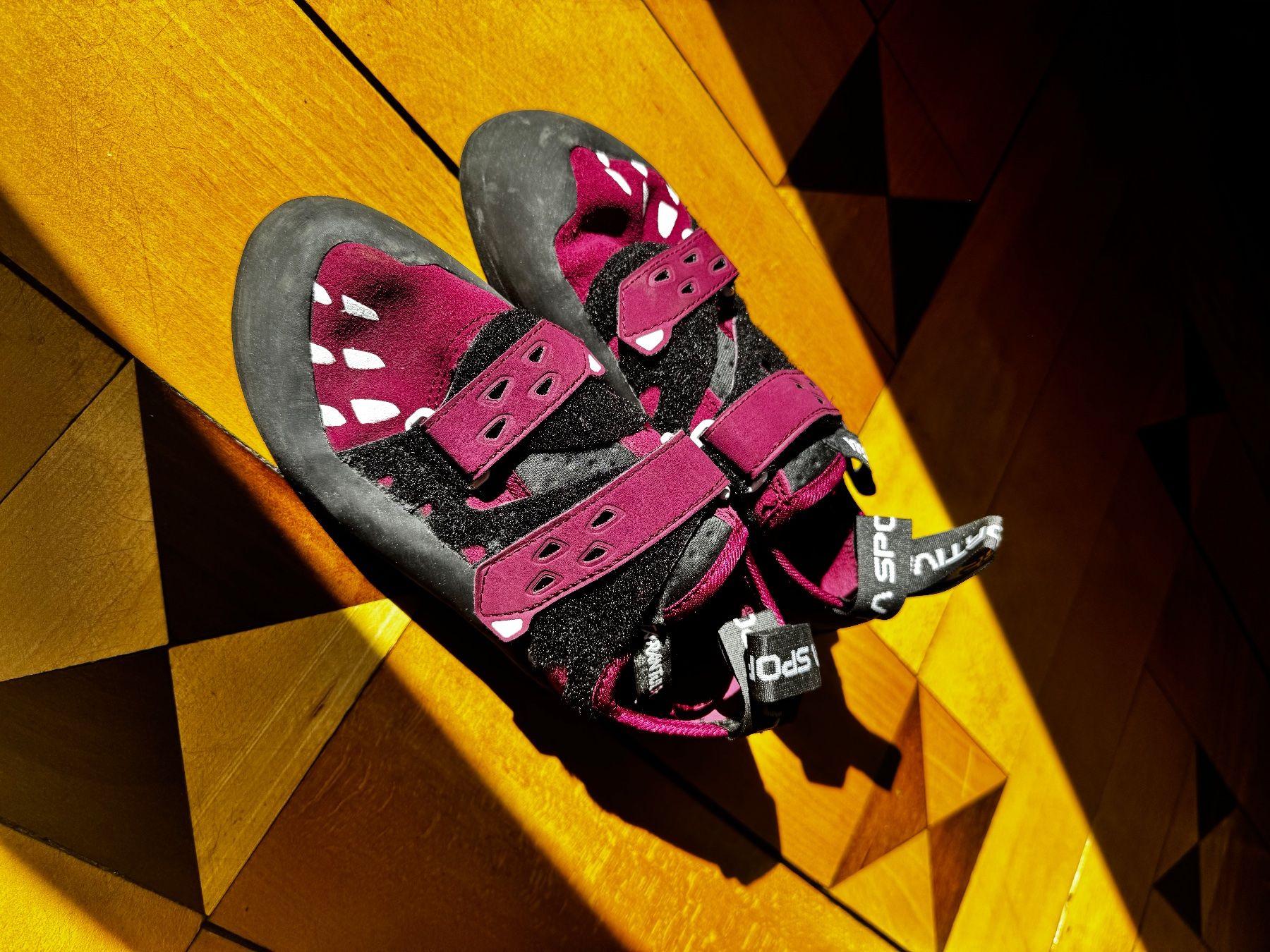 La Sportiva Scarpe da donna: La Sportiva Tarantula – Usato da Wettingen venduto da Joxmoon