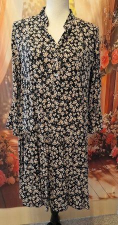 ❣️VOLANT KLEID, GR.40/42, M, SCHWARZ/LACHS/WEISS GEBLÜMT