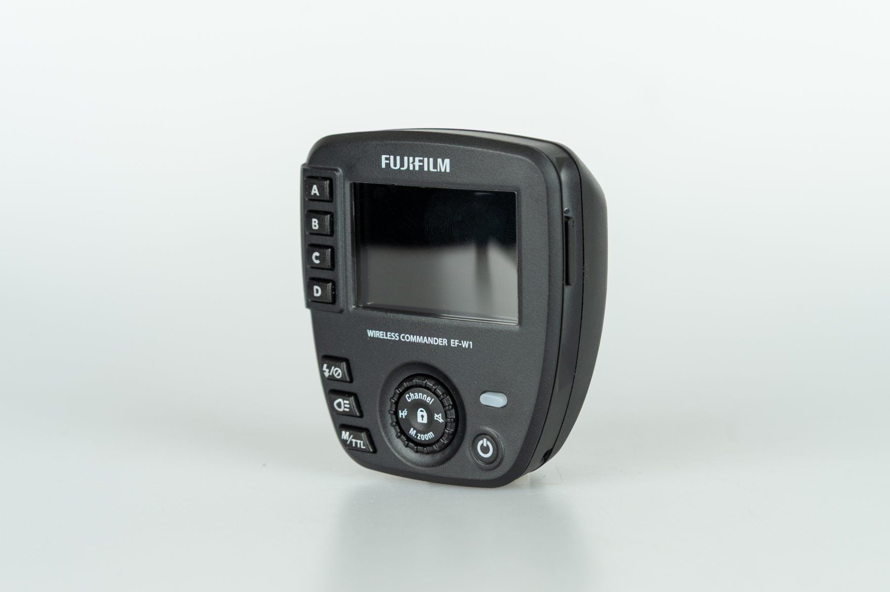 Olympus Flash: Fujifilm EF-W1 Wireless Commander - Blitzauslöser – Usato da Frauenfeld venduto da foto_winiger_gmbh