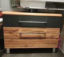 2x Waschbeckenunterschrank Holz (Preis pro Stück)