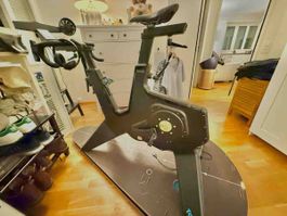 Tacx NEO Bike Smart Trainer inc. TurboRock Platform