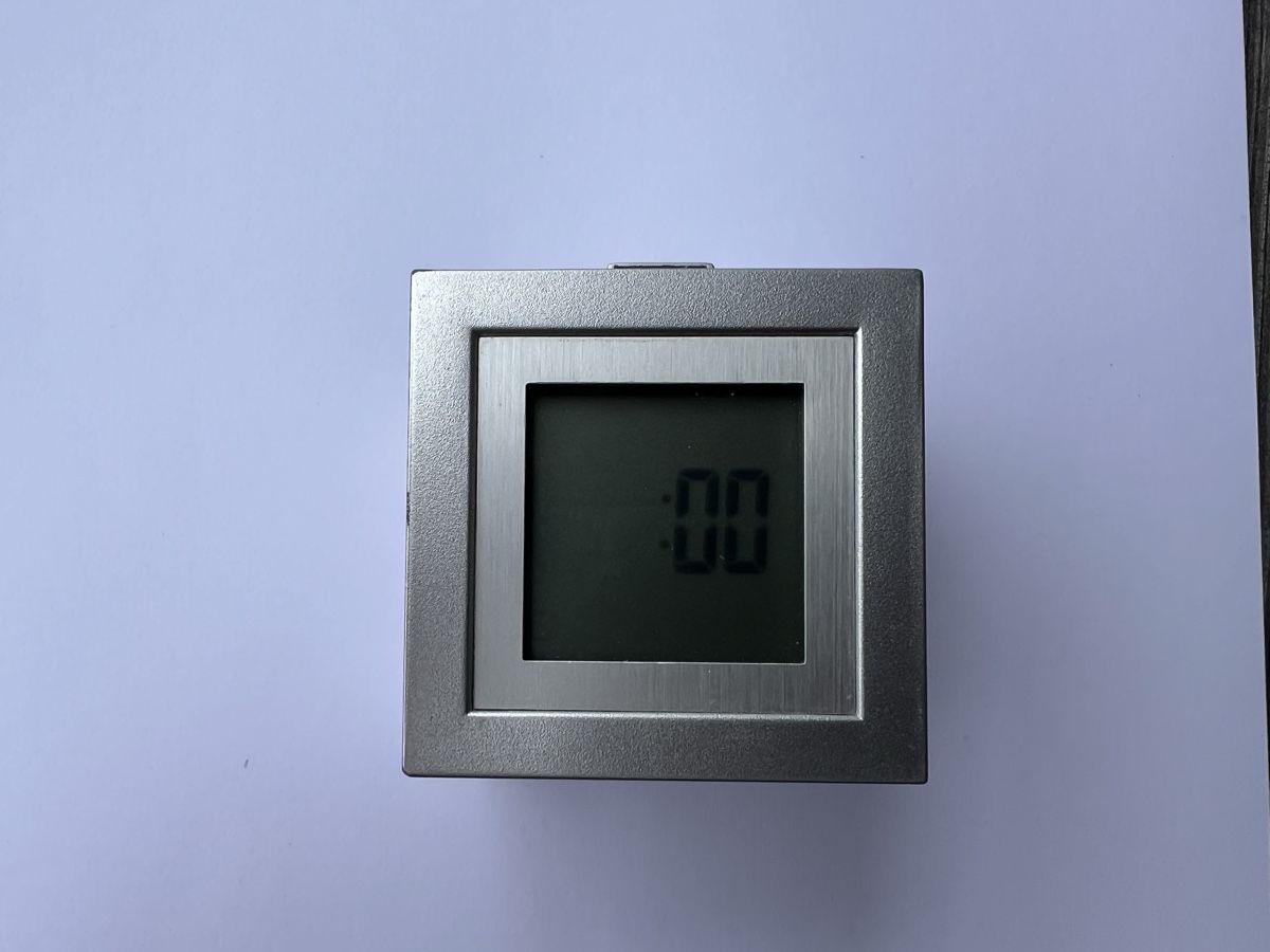 Lexon Sveglie: Lexon Cubissimo – Usato da Weesen venduto da Elmax1 5